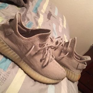 Yezzy v2 sesame